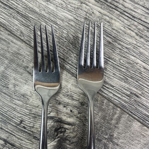 Set of 2 TWO Hampton Stainless CASSINI Salad Dessert Forks 7 1/4" Flatware - Picture 2 of 8